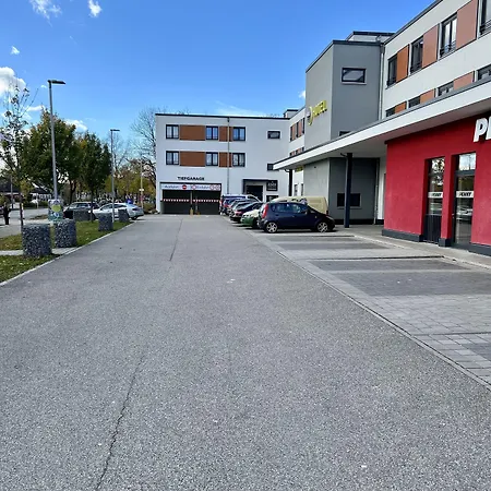شقة فندقية Amh-wohnen Auf Zeit 2*